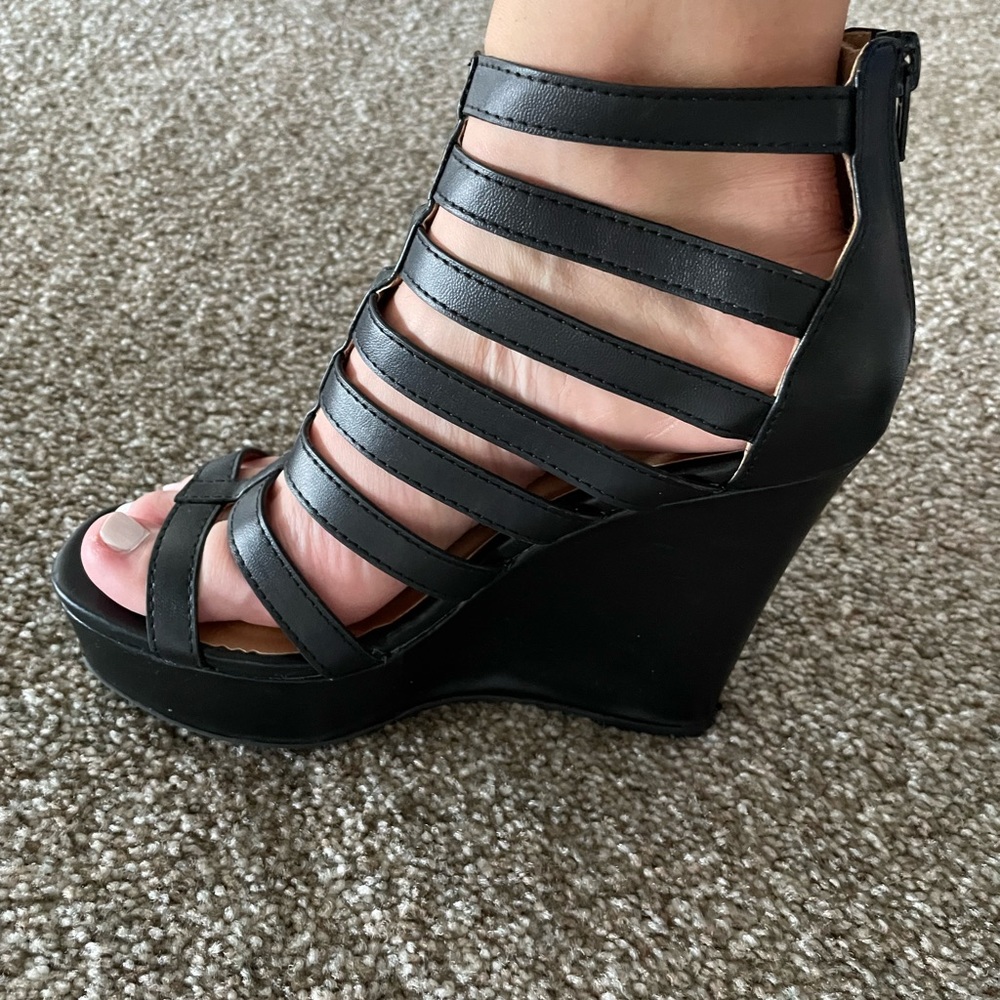 Black wedges - Picture 4 of 4